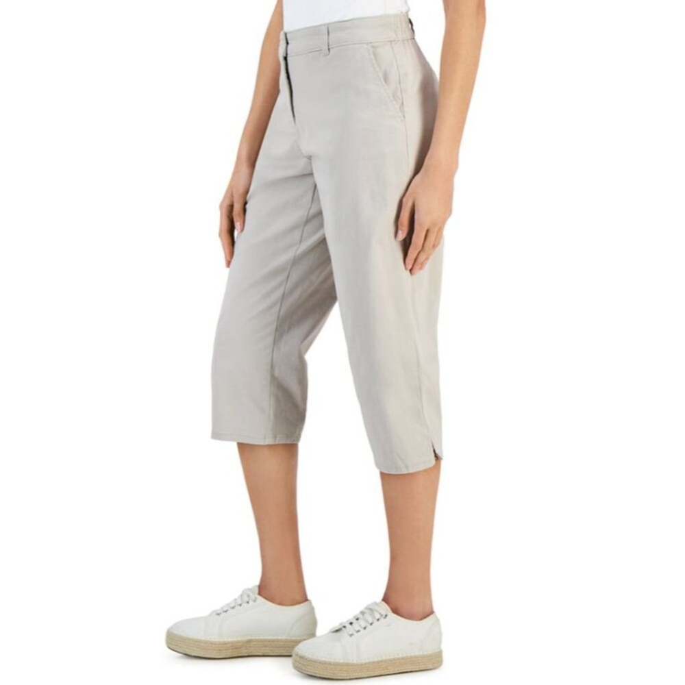 Karen Scott Women's Light Beige Comfort Waist Capri Pants NWT - Picture 2 of 11
